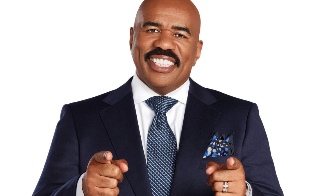 Steve Harvey Height Weight Body Statistics Family - How Tall Is Steve Harvey? TV Host’s Height And Stage Presence