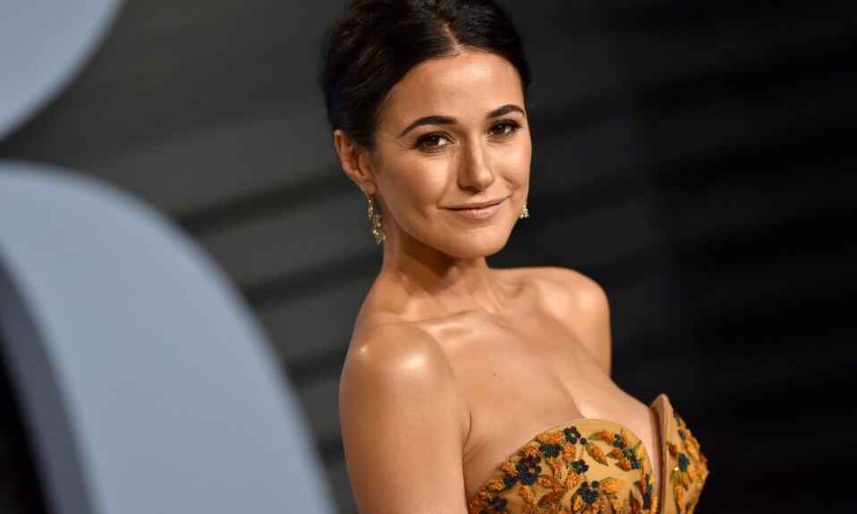 Emmanuelle Chriqui Body