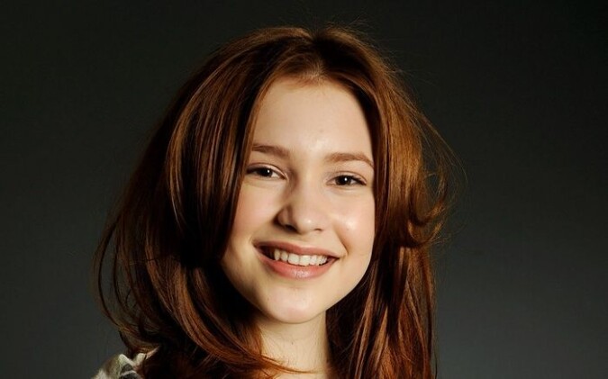 alexia fast cute face