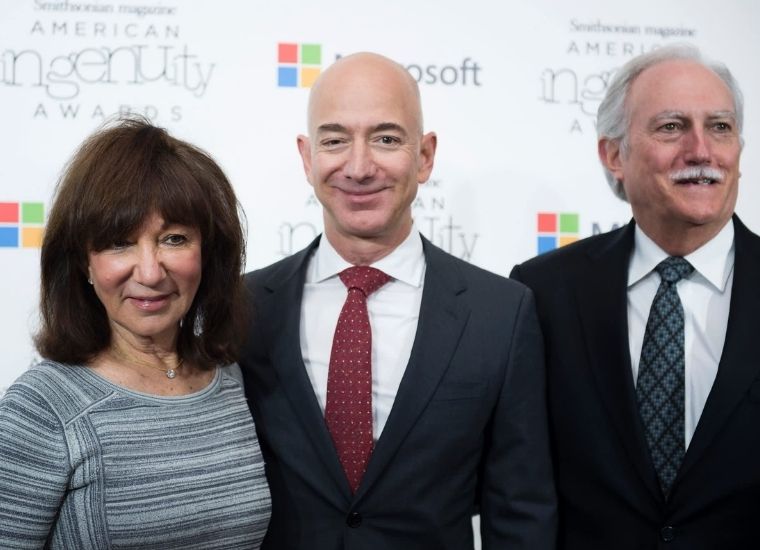 Jacklyn Bezos Net Worth