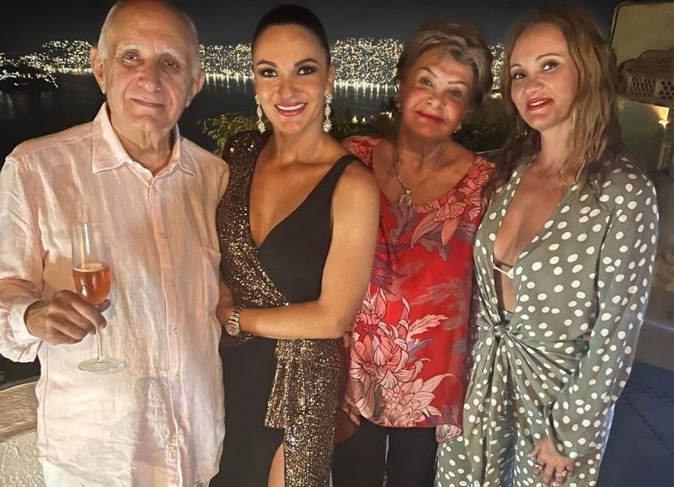 Mariana Seoane Family