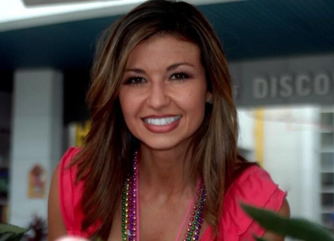 Julie Durda WPLG, Bio, Age, Height, Weight, Career, Husband, Net Worth - How Tall Is Julie Durda: Meteorologist And ABC News Contributor