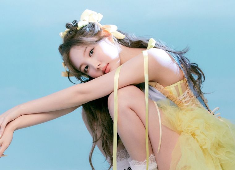 Nayeon - Age, Bio, Birthday, Family, Net Worth