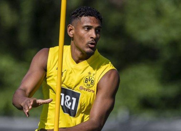 Sebastian Haller Net Worth