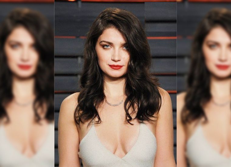 Eve Hewson Age