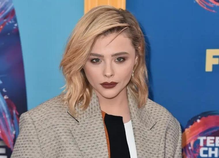 Chloe Grace Moretz Claims a Viral Meme 