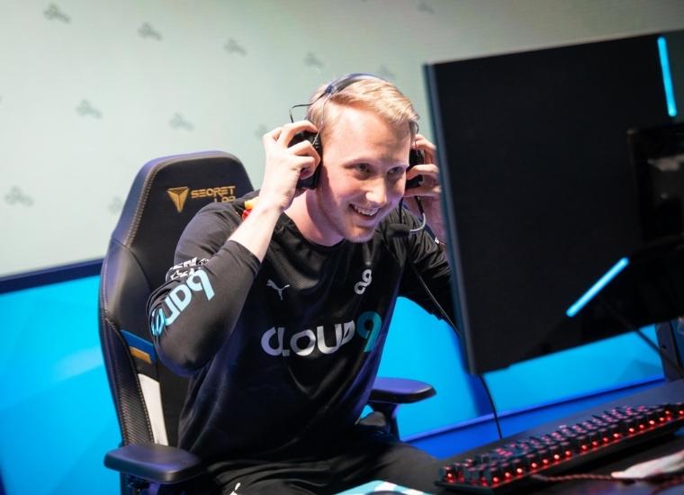 Zven Age